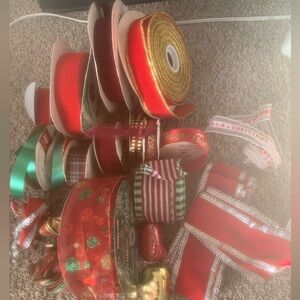 Festive Christmas, Red and Green Ribbon Set